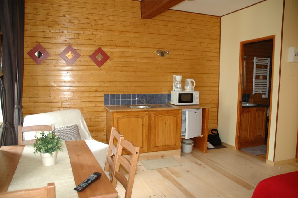 Maison Maxil Hotel Massat Quarto foto